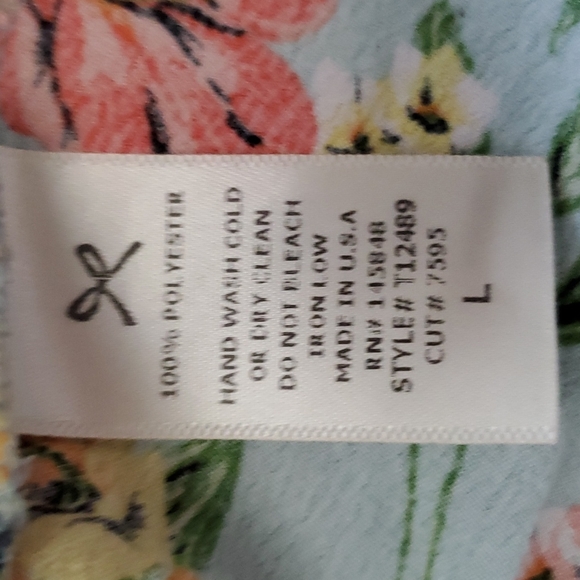 Everly off the shoulder short sleeve blouse size L - Picture 6 of 6